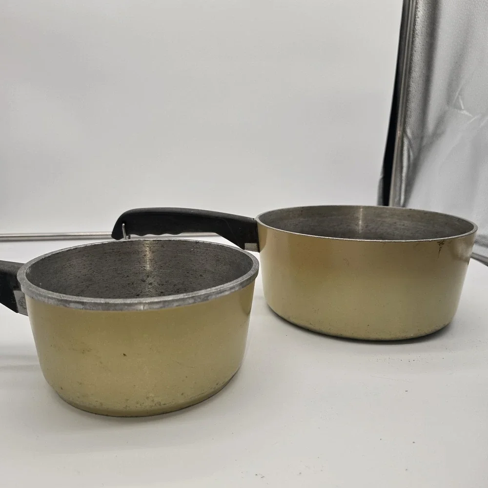 2 VTG Club Yellow Harvest Gold Thick Cast Aluminum Cookware 2 Quart‎ & 3 Quart